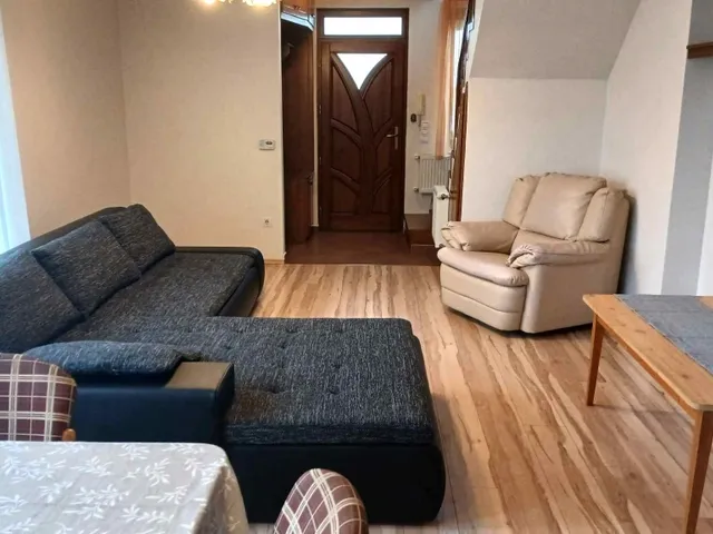 Kiadó lakás Debrecen 86 nm