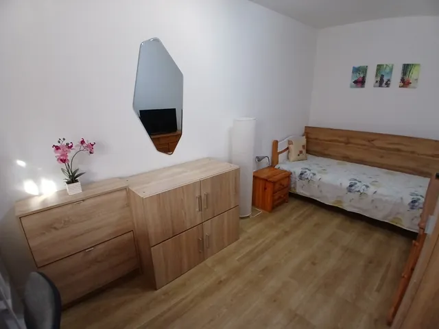 Kiadó lakás Debrecen, Tócóskert 15 nm