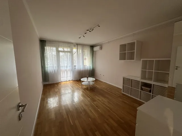 Kiadó lakás Debrecen, Nagyerdő 55 nm