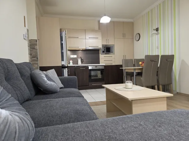 Kiadó lakás Debrecen, Sestakert 58 nm