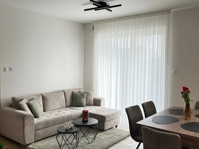 Kiadó lakás Debrecen, Homokkert 62 nm