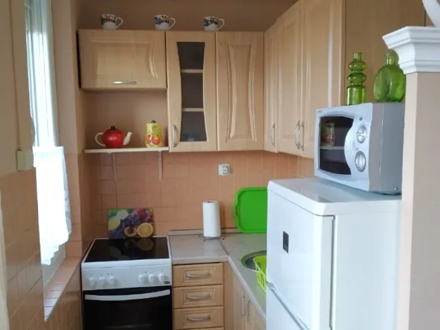Eladó lakás Budapest III. kerület, Pók utcai lakótelep, 00 28 nm