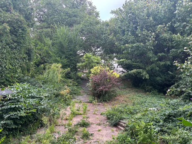 Eladó telek Budapest III. kerület, Csillaghegy, 00 565 nm