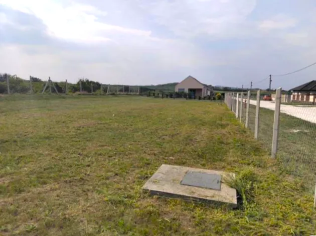 Eladó telek Piliscsév, 0 844 nm