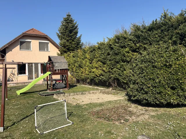 Eladó ház Budapest III. kerület, Csillaghegy 160 nm