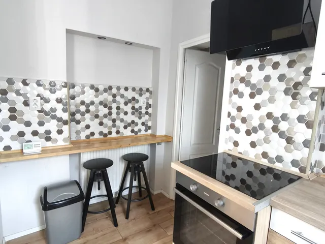 Eladó lakás Budapest III. kerület, Csillaghegy, 0 75 nm