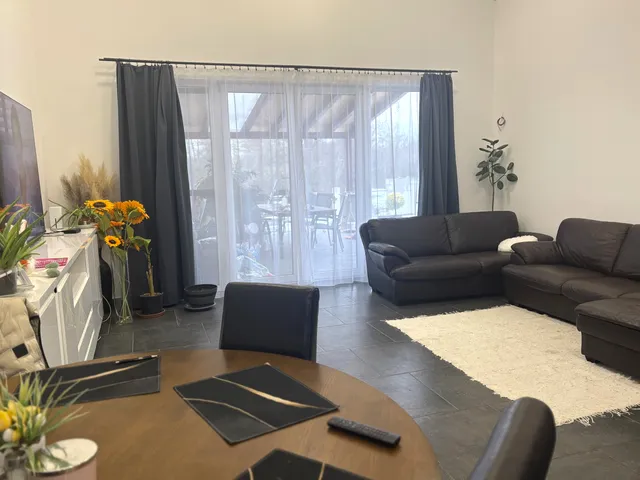 Eladó ház Pomáz, 0 105 nm