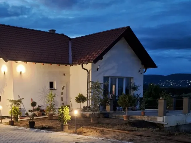 Eladó ház Pomáz 105 nm