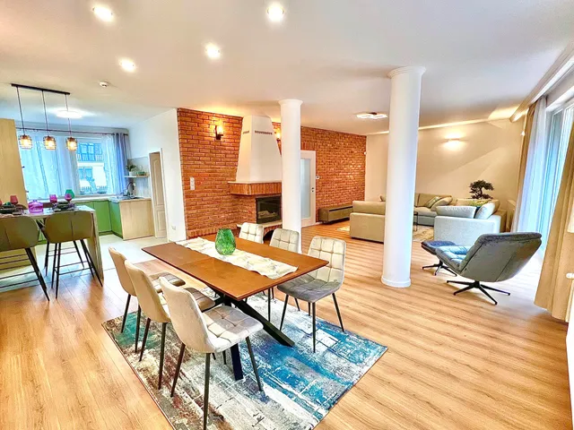 Eladó ház Budapest III. kerület, Csillaghegy, 0 230 nm