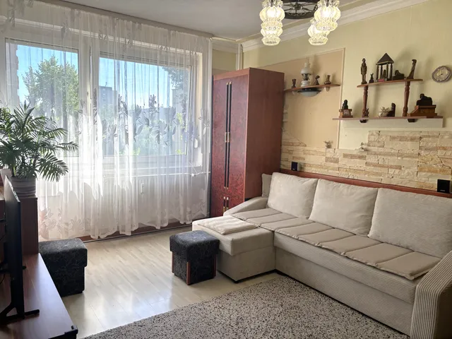 Eladó lakás Budapest III. kerület, Pók utcai lakótelep 73 nm