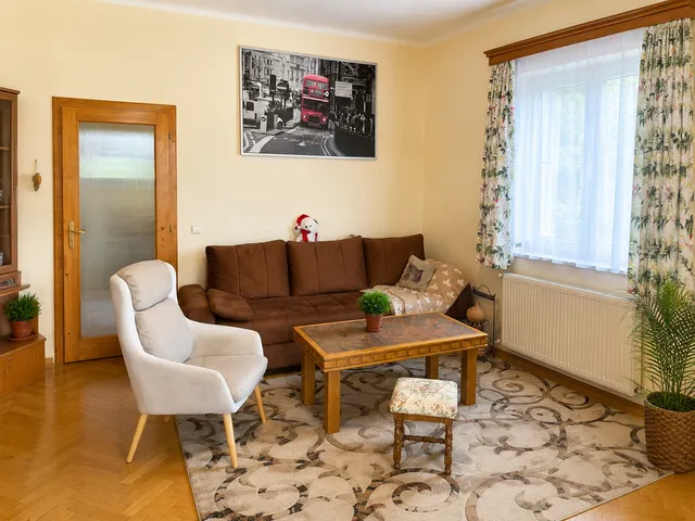 Eladó ház Budapest III. kerület, Ürömhegy, 0 251 nm