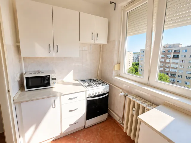 Eladó lakás Budapest III. kerület, Békásmegyer 48 nm