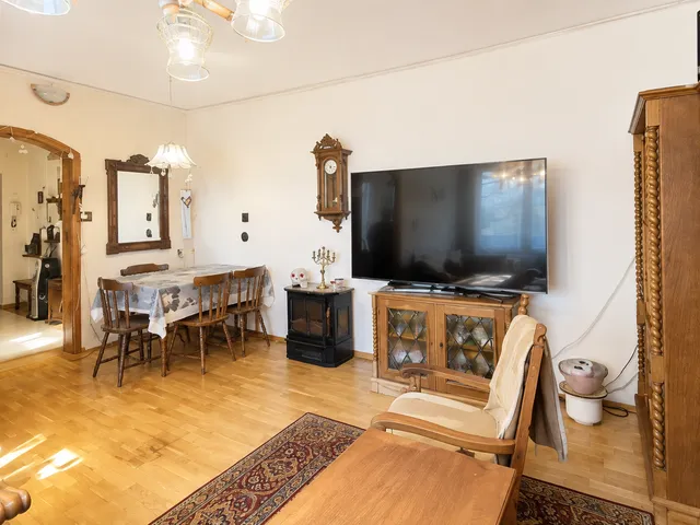 Eladó lakás Budapest III. kerület, Pók utcai lakótelep, 0 73 nm