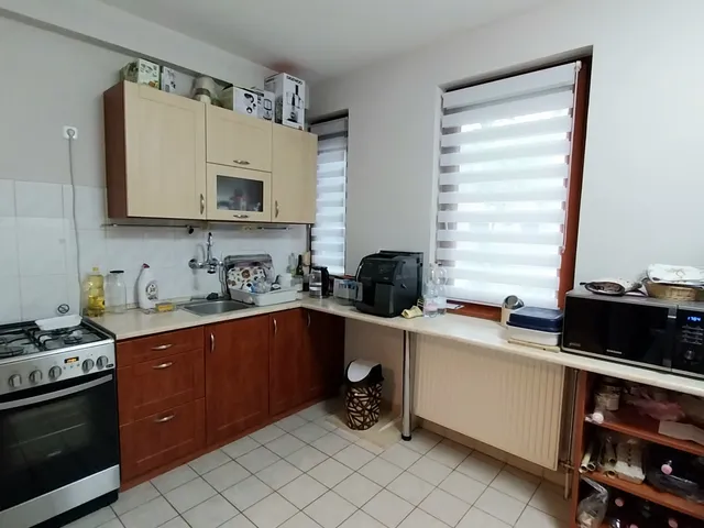 Eladó lakás Szolnok, Belváros 63 nm