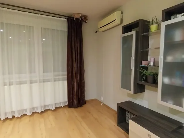 Eladó lakás Szolnok, Belváros 67 nm