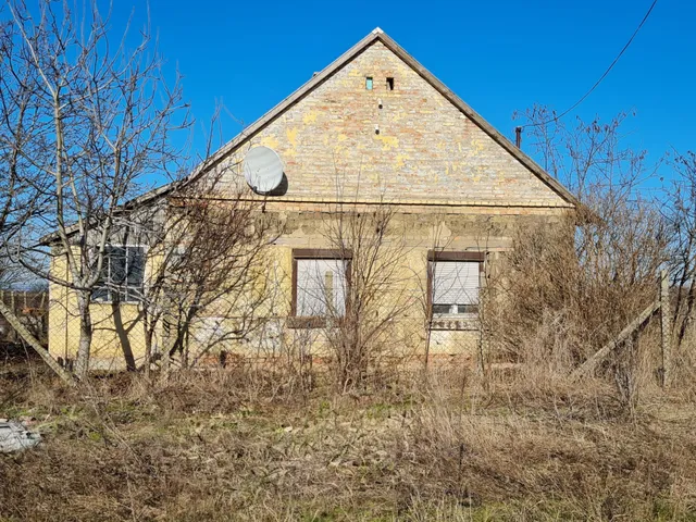 Eladó ház Tiszasüly, Rákóczi tanya 90 nm