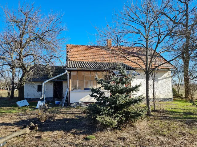 Eladó ház Tiszasüly 50 nm
