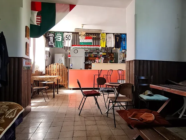 Eladó ház Törökszentmiklós, Szakállas telep 131 nm