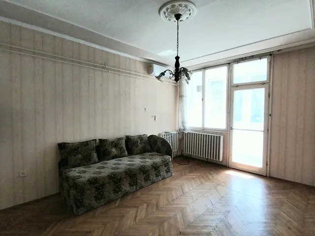 Eladó lakás Szolnok, Belváros 36 nm