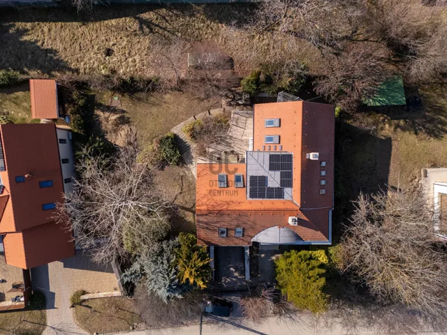 Eladó ház Budakeszi 330 nm