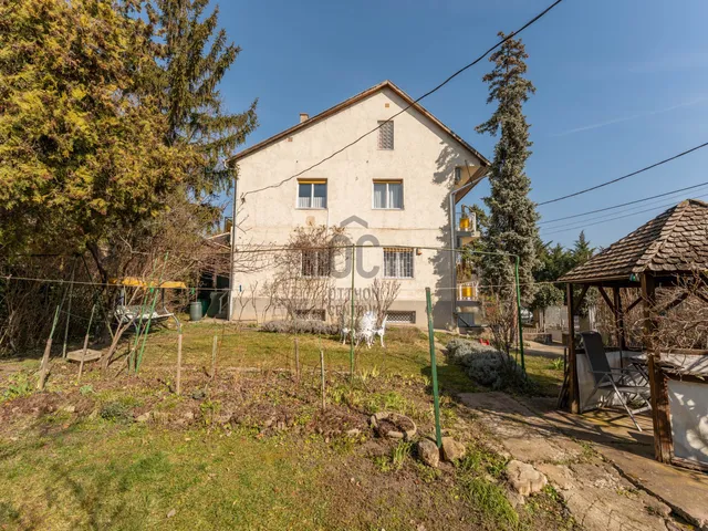 Eladó ház Budapest II. kerület, Vérhalom 186 nm