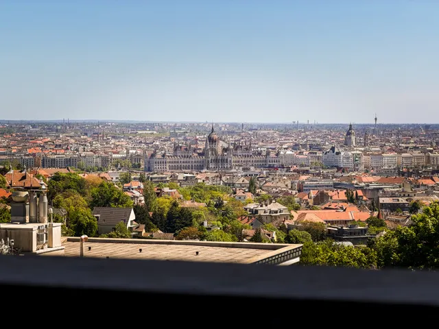 Eladó lakás Budapest II. kerület, Rézmál, Lévay utca 141 nm