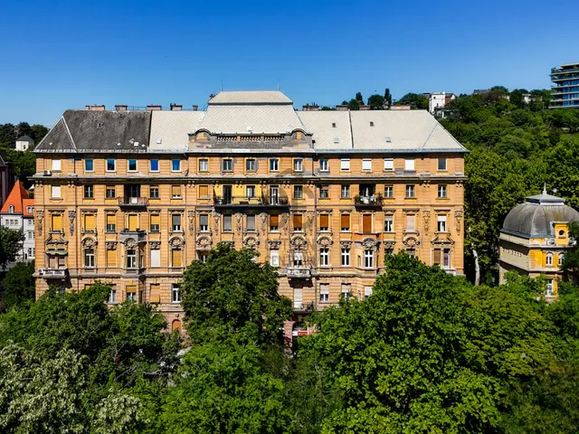 Eladó lakás Budapest II. kerület, Árpád Fejedelem útja 122 nm