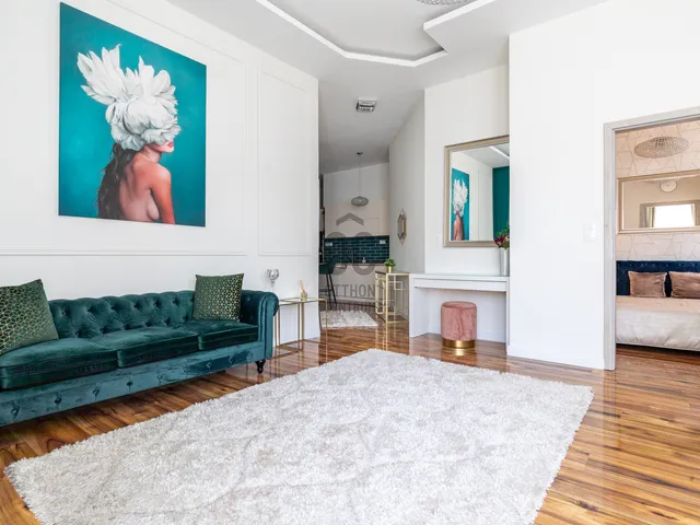 Kiadó lakás Budapest V. kerület, Bank negyed, Alkotmány utca 86 nm