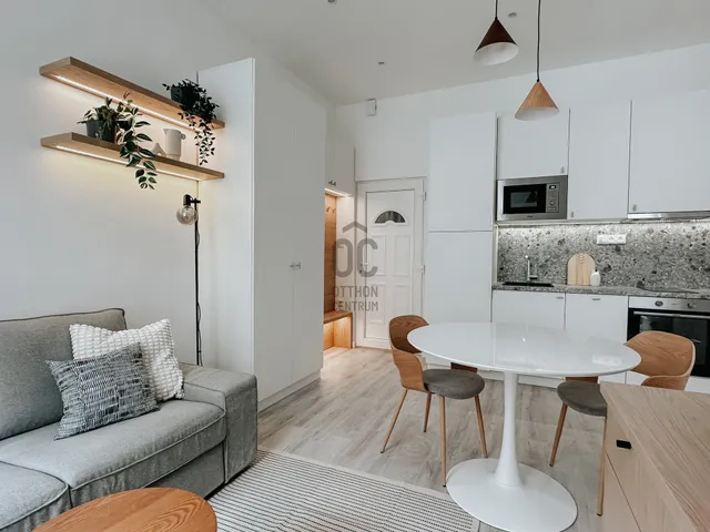 Eladó lakás Budapest VI. kerület, Teréz körút 73 nm