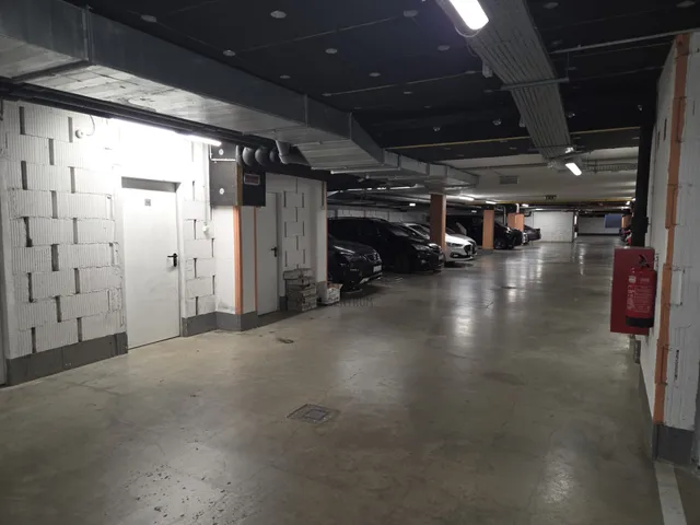 Eladó garázs Budapest XI. kerület 15 nm