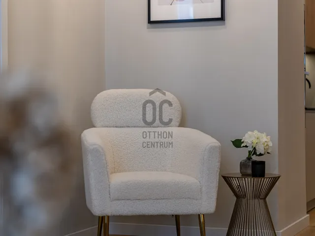 Eladó lakás Budapest V. kerület, Belváros, Október 6. utca 102 nm