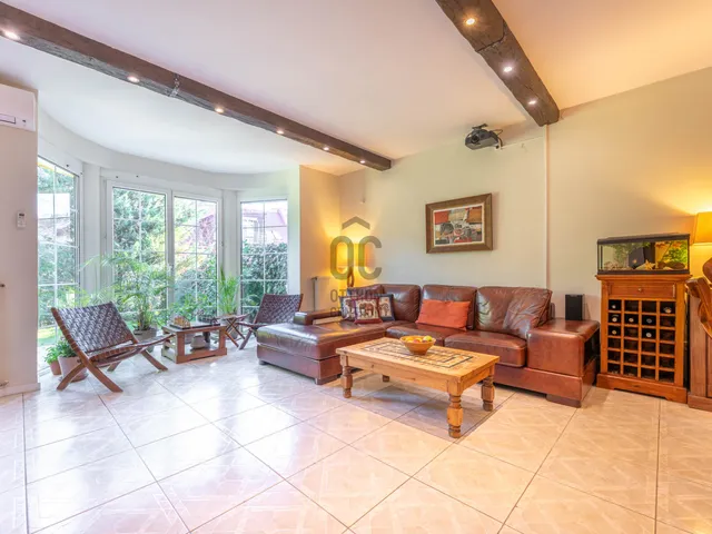 Eladó ház Budapest III. kerület 238 nm