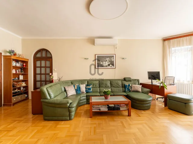 Eladó lakás Budapest XI. kerület, Pösingermajor 136 nm