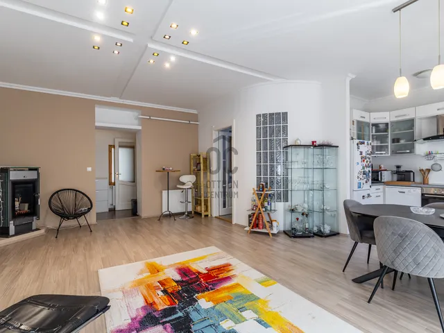 Eladó lakás Budapest I. kerület, Hattyú utca 81 nm