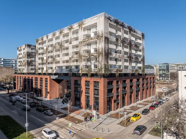 Eladó garázs Budapest IX. kerület, Középső Ferencváros 12 nm