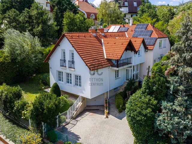 Eladó ház Budapest XI. kerület, Sasad-Sashegy XI. ker. 239 nm