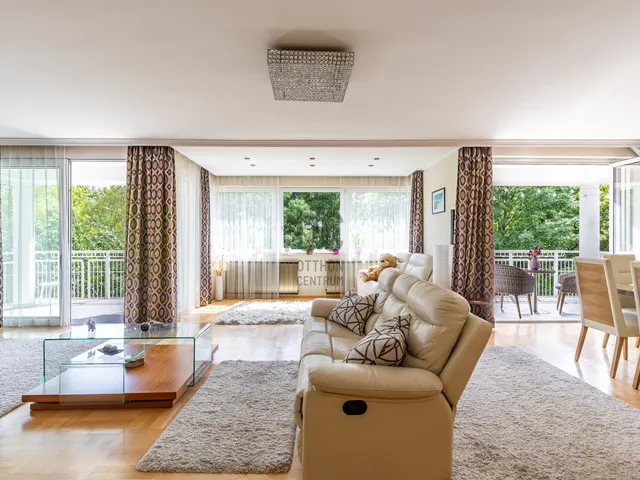Eladó lakás Budapest II. kerület, Pasarét 215 nm