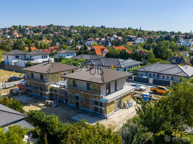 Eladó ház Üröm 143 nm
