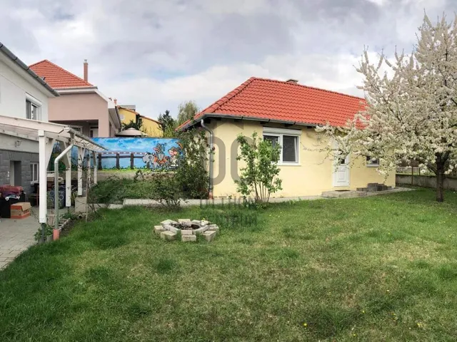 Eladó ház Eger, Hajdúhegy 206 nm