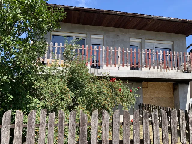Eladó ház Ózd, Kistó 197 nm