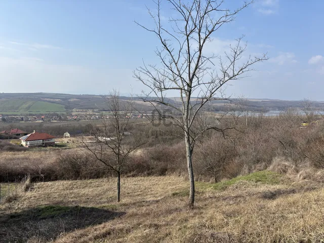 Eladó telek Egerszalók 700 nm