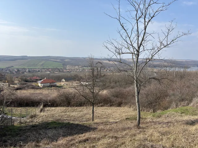 Eladó telek Egerszalók 700 nm