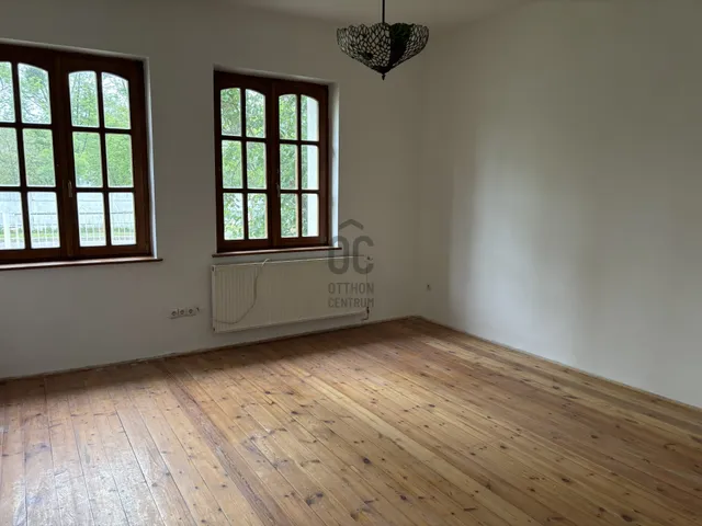 Eladó ház Kazincbarcika, Kertváros 687 nm