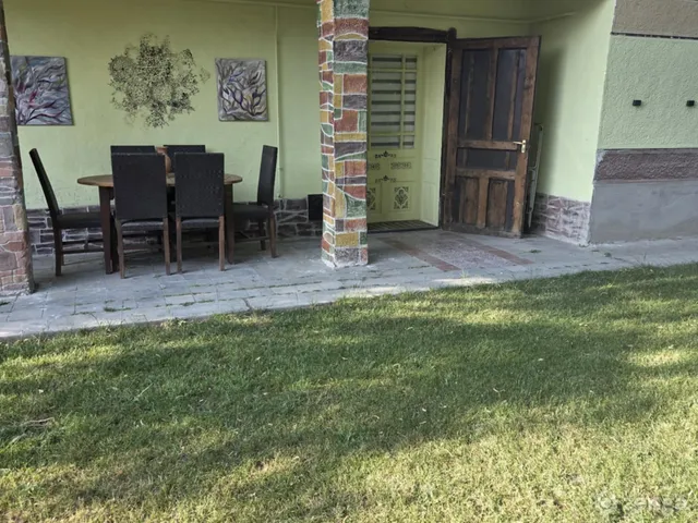Eladó ház Kenderes 102 nm