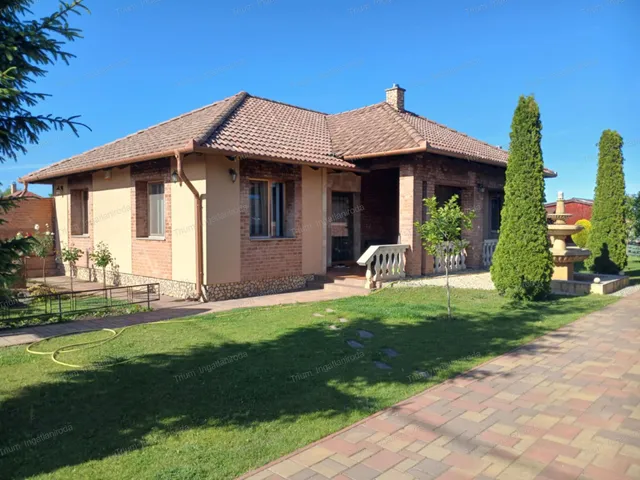 Eladó ház Kótaj 110 nm