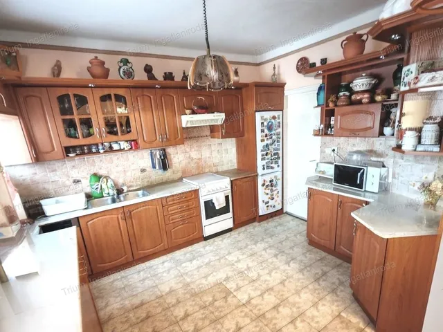 Eladó ház Nyíregyháza, Nyírszőlős 180 nm