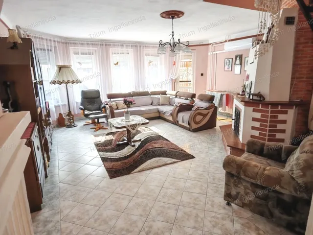 Eladó ház Nyíregyháza, Nyírszőlős 180 nm