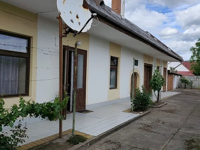 Eladó ház Gyöngyös 88 nm