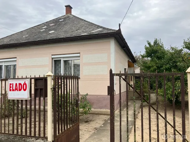 Eladó ház Gyulaháza 130 nm