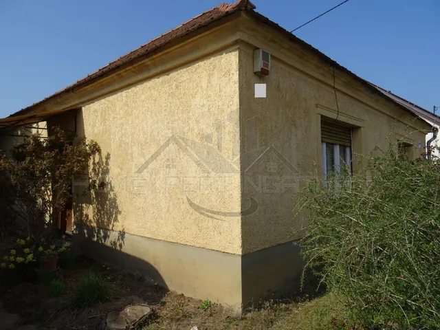 Eladó ház Győr, Ménfőcsanak 80 nm